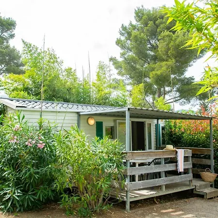 Campingplads De La Baie 4*