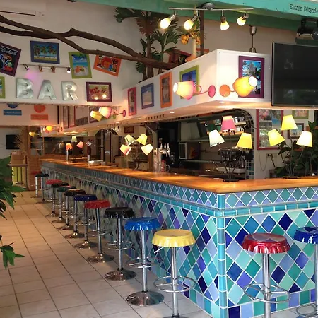 Campingplads De La Baie 4*